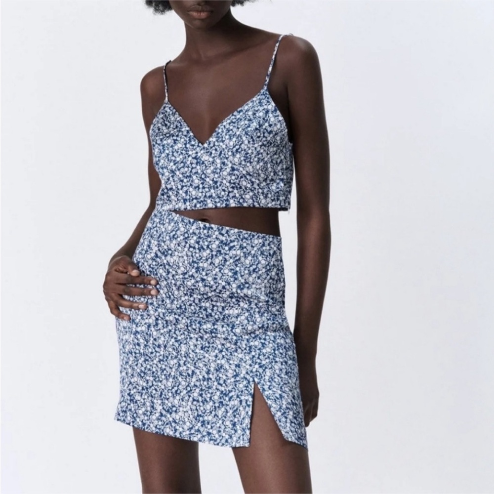 ZARA FLORAL PRINT MINI SKIRT